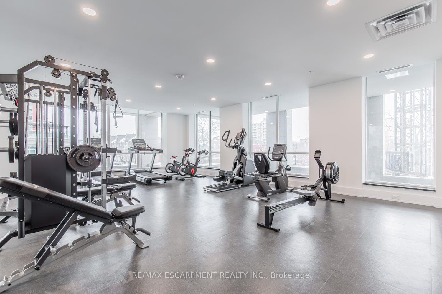 2060 Lakeshore Road Unit 1405 photo 34