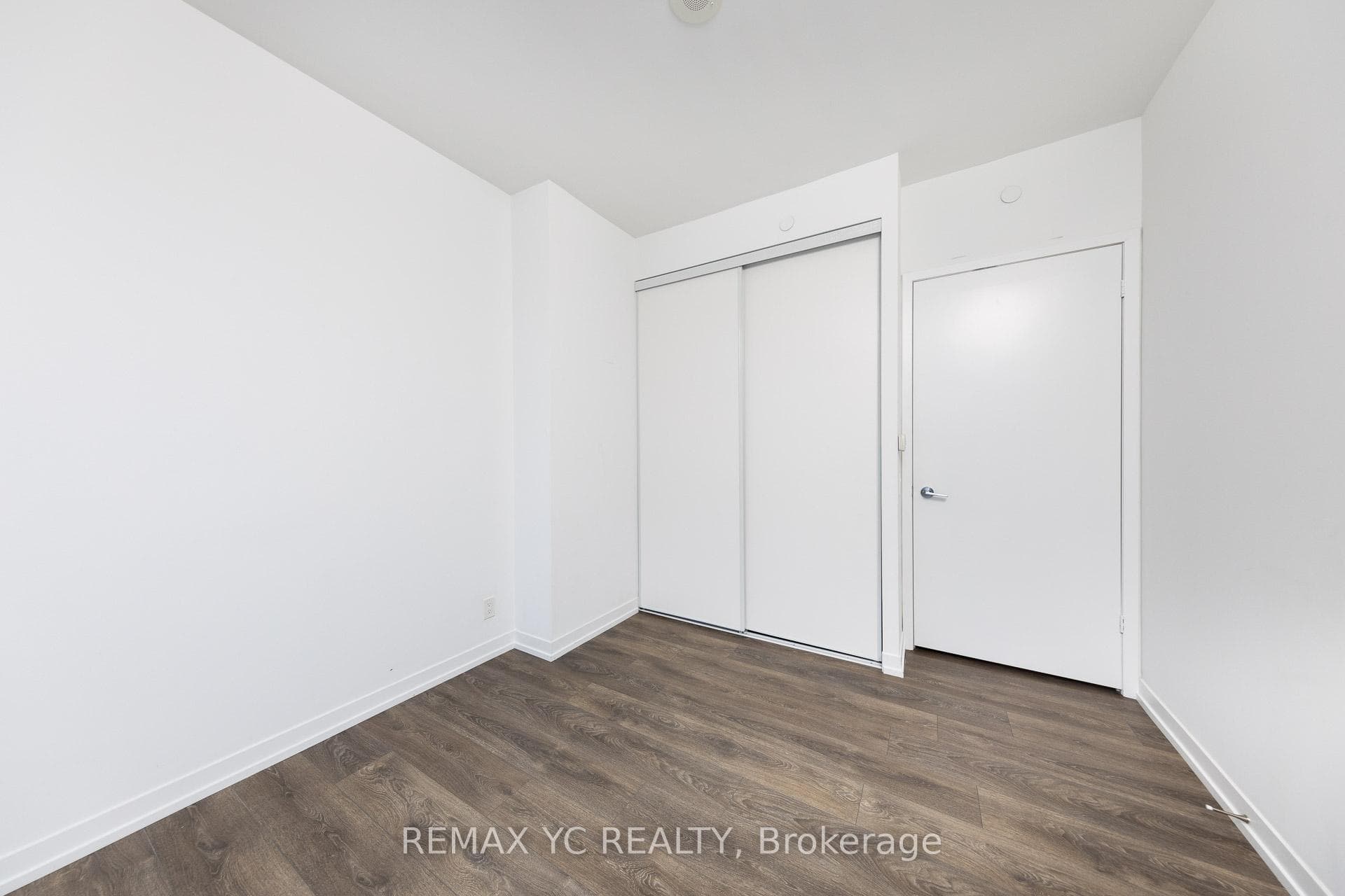 5 Buttermill Avenue Unit 2709 photo 11