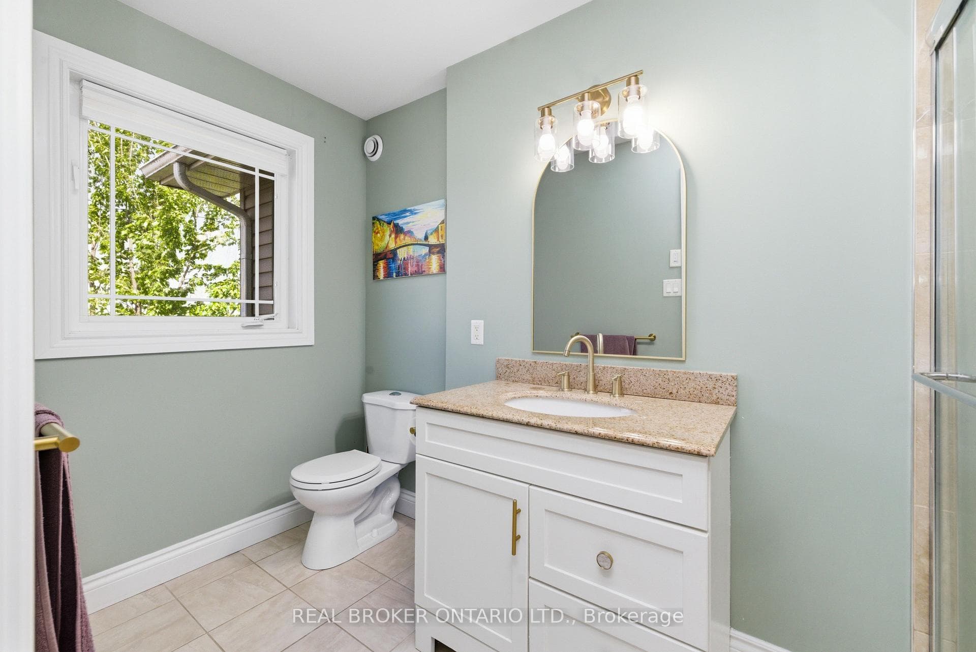 Ensuite Bathroom