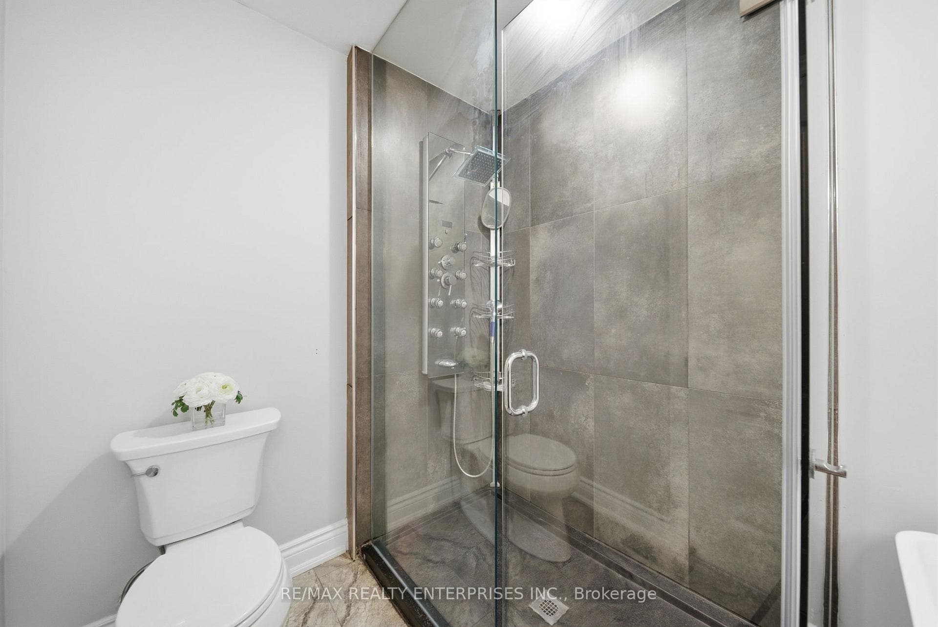 6930 Elliott Parliament Street photo 22