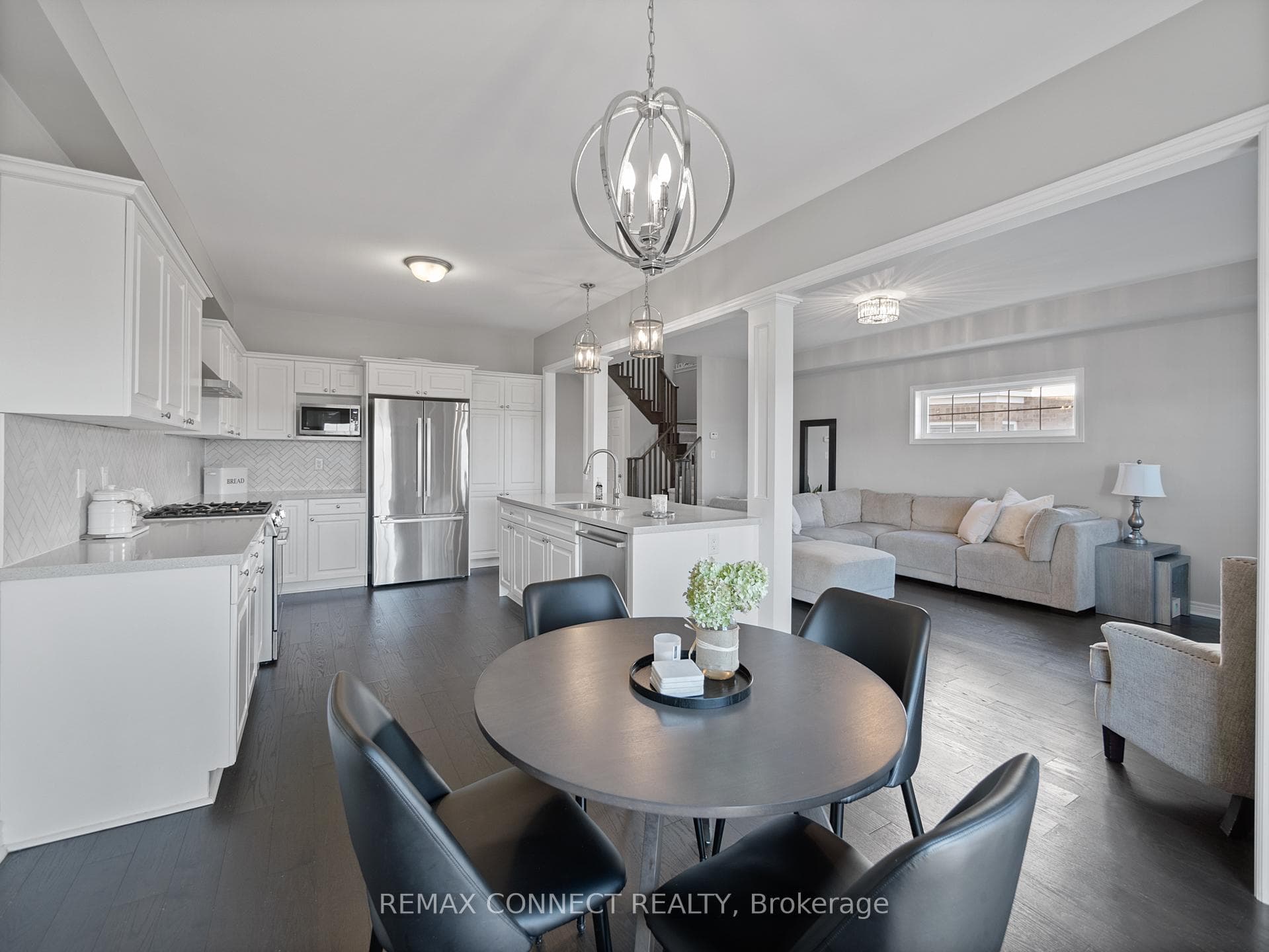 63 Jevons Drive photo 8