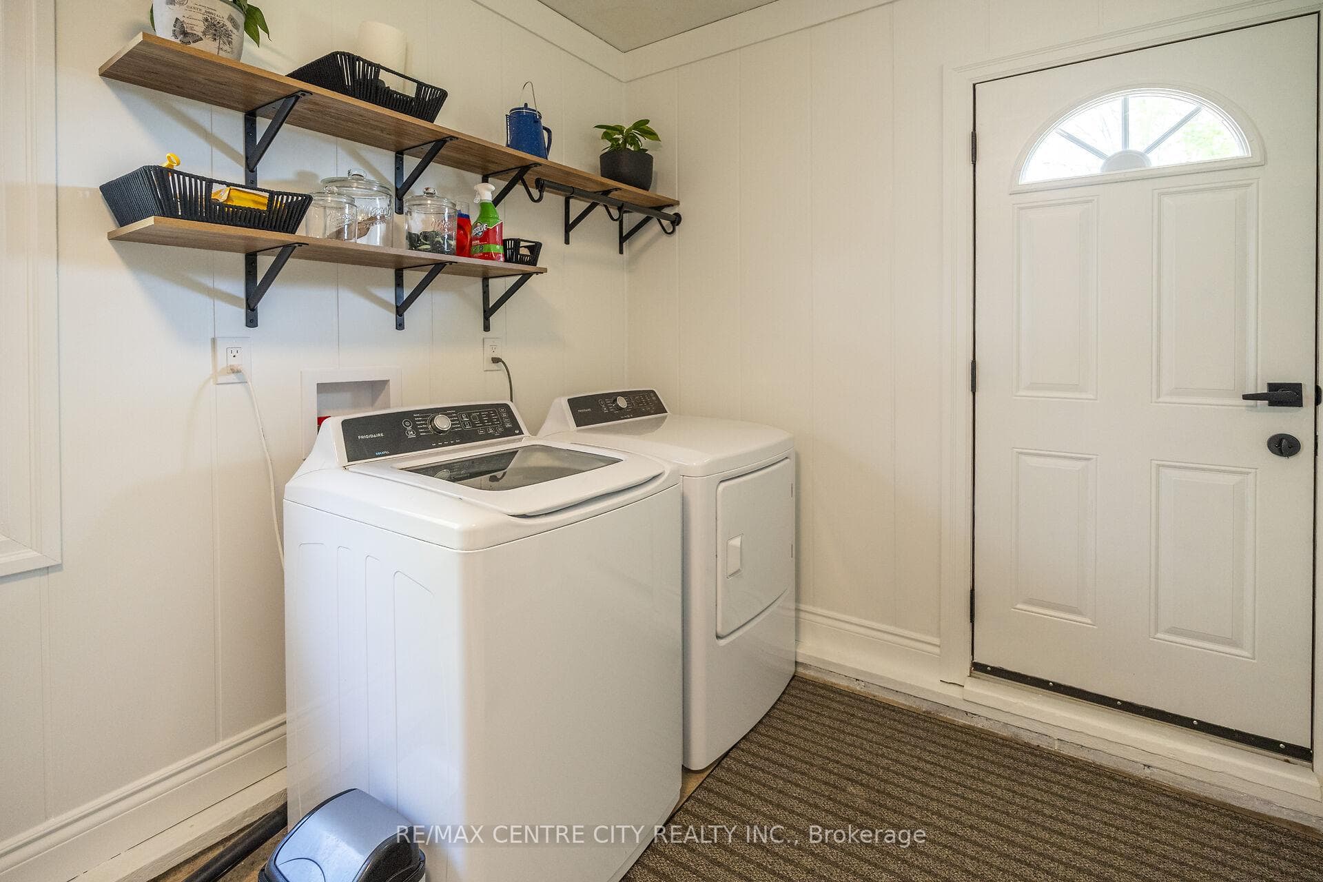 29883 West Bothwell Road photo 23
