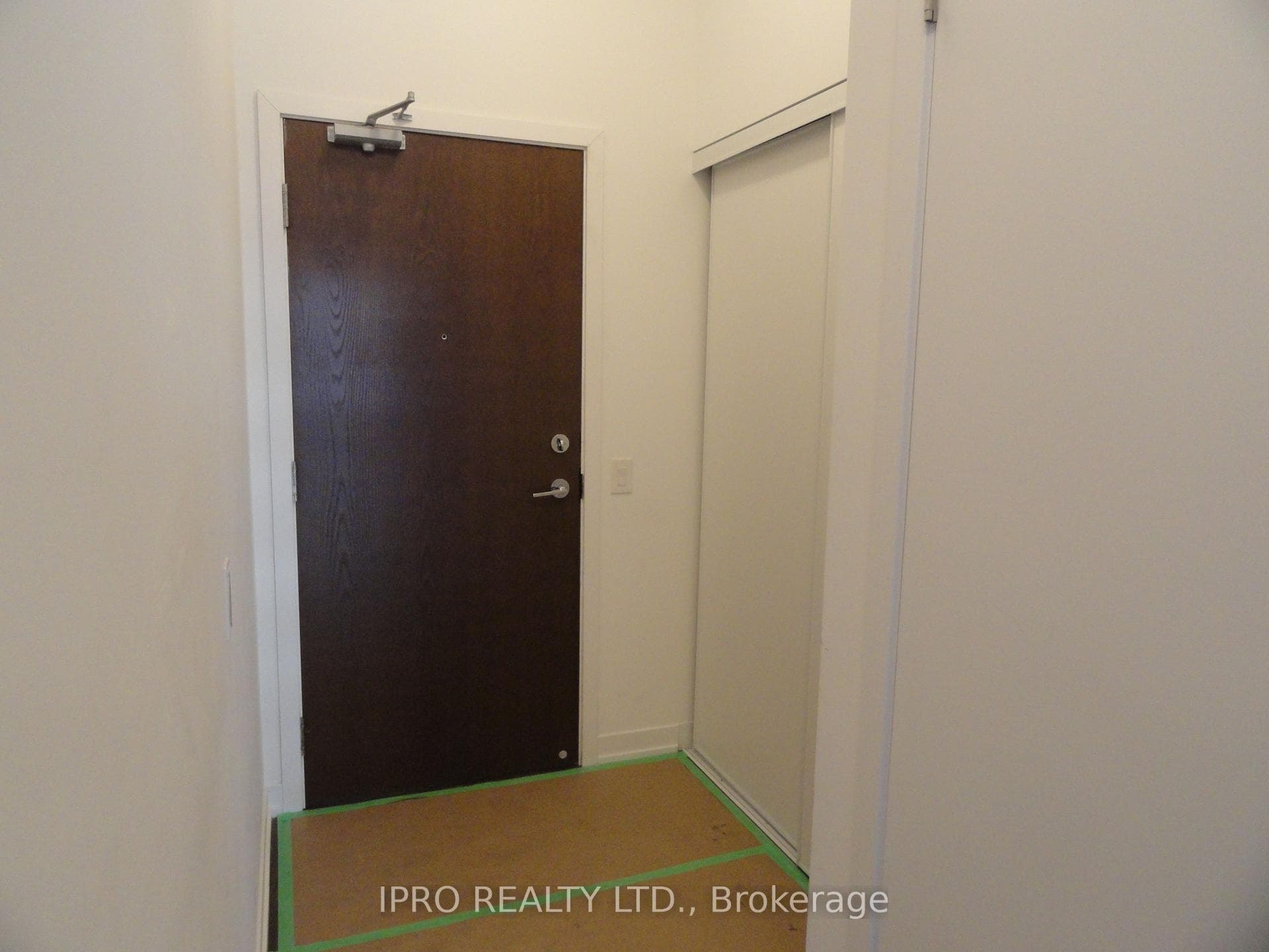 2560 Eglinton Avenue Unit 501 photo 10