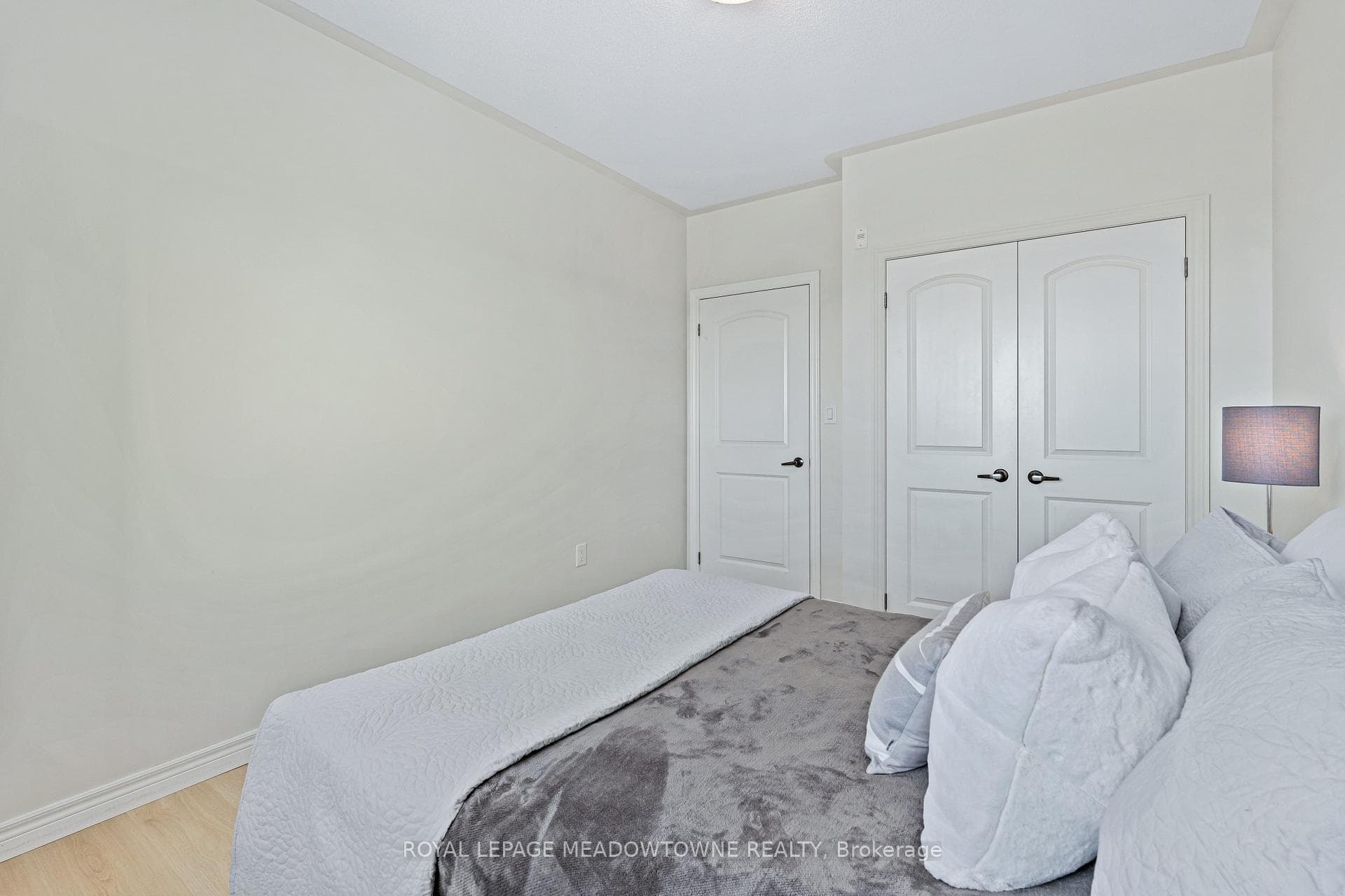 383 Main Street Unit 520 photo 21