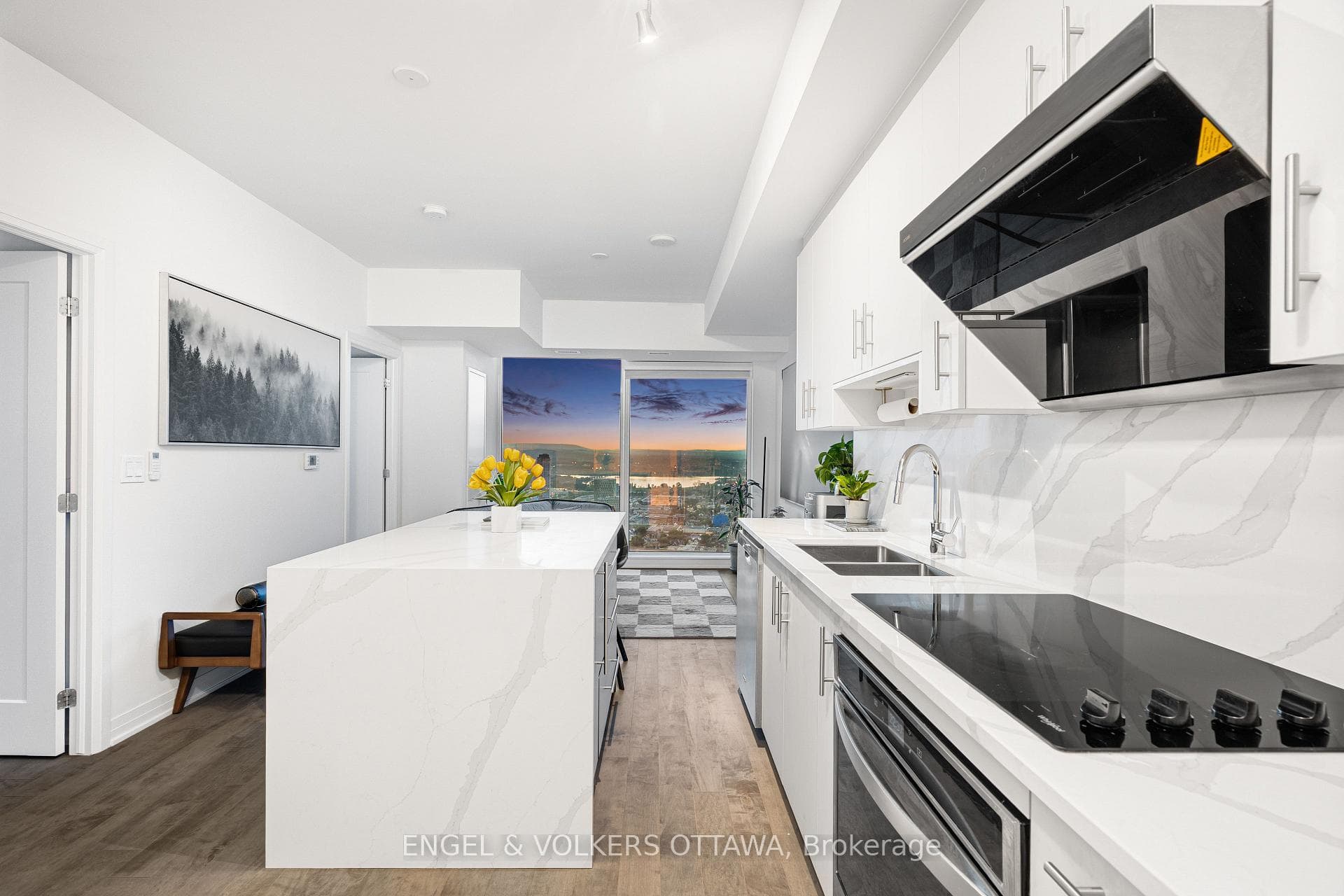 805 Carling Avenue Unit 3602 photo 5