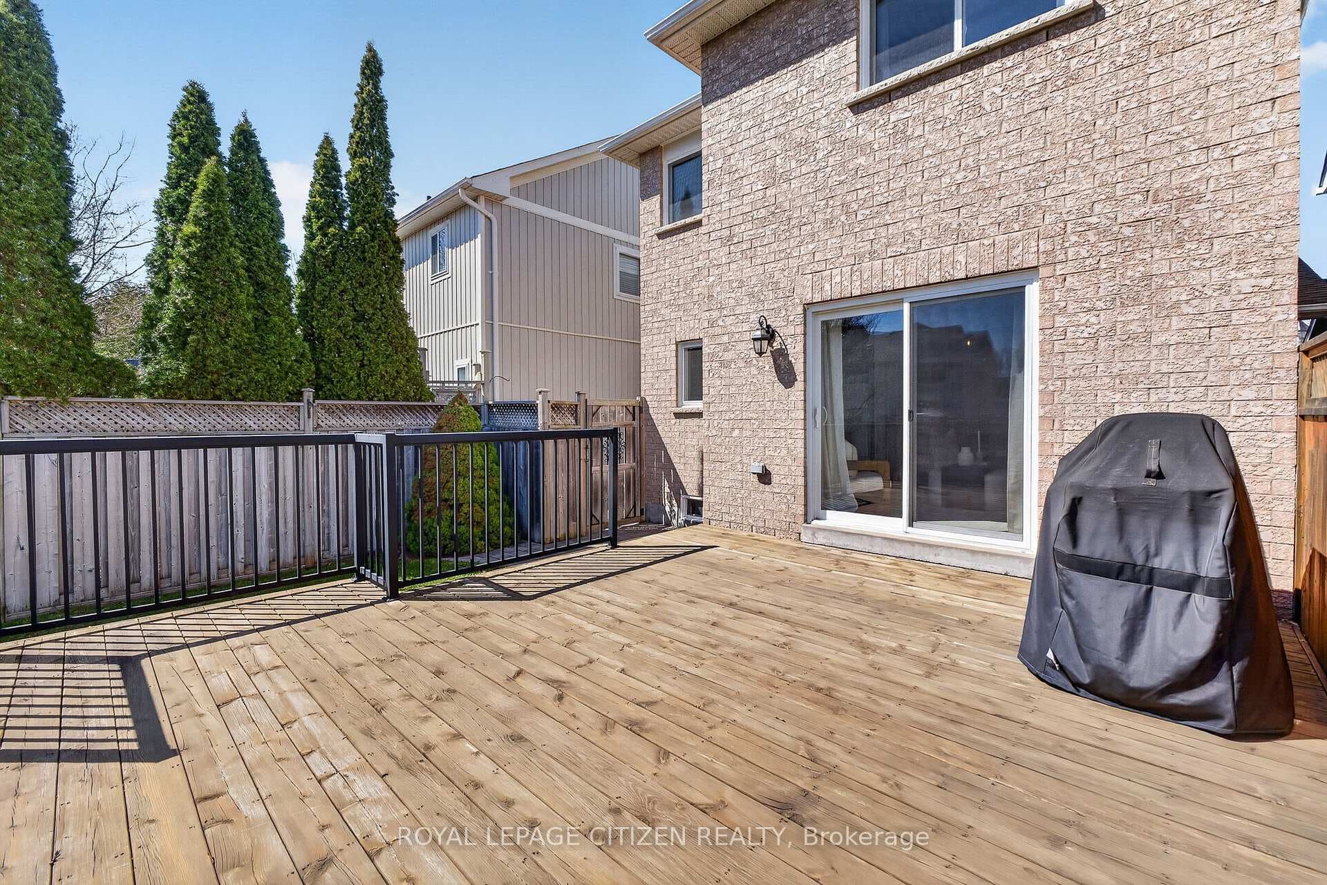 70 Wessex Drive photo 28