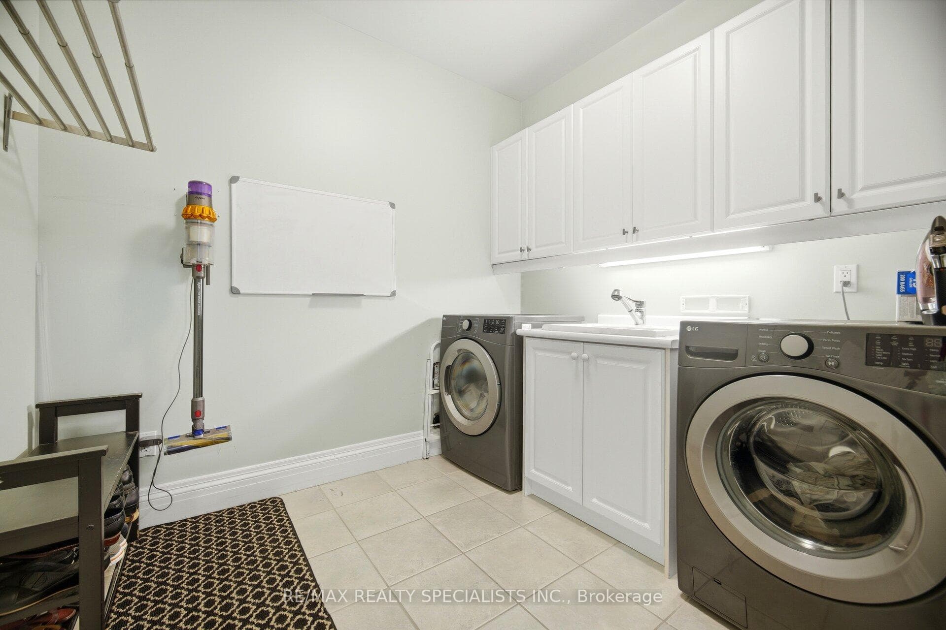 10 Valley Hill Drive photo 21