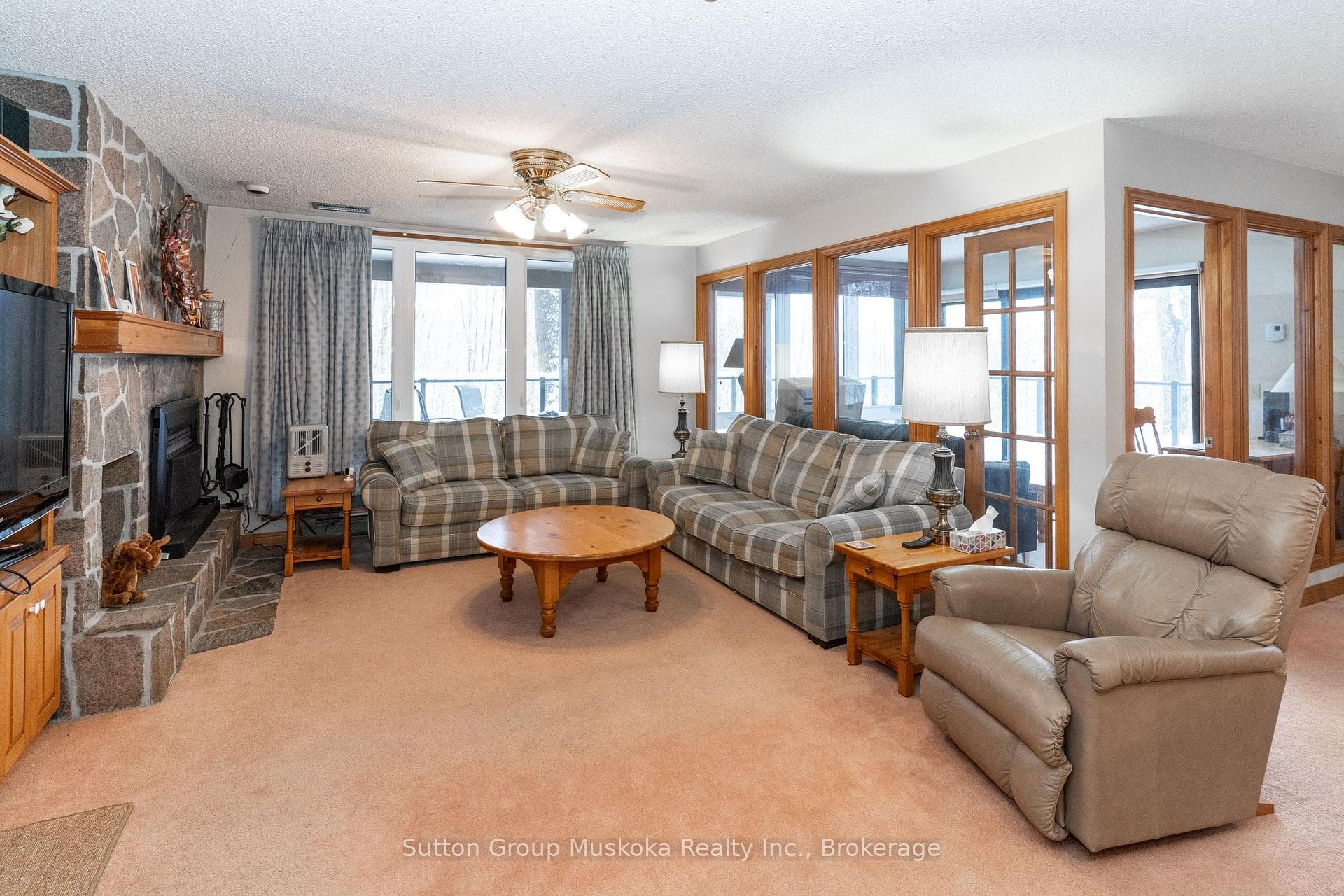 22-102 Oakridge - Deerhurst Resort Drive photo 1