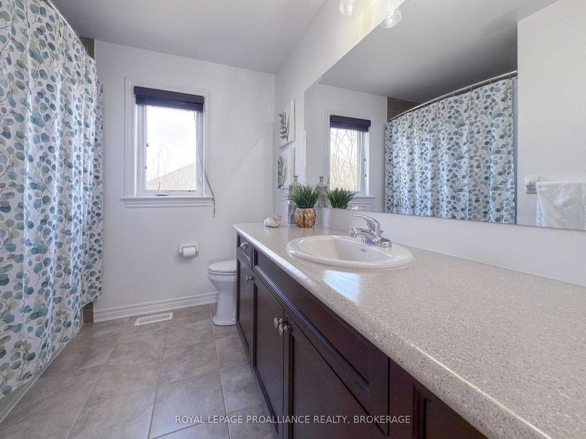 1217 Greenwood Park Drive photo 30