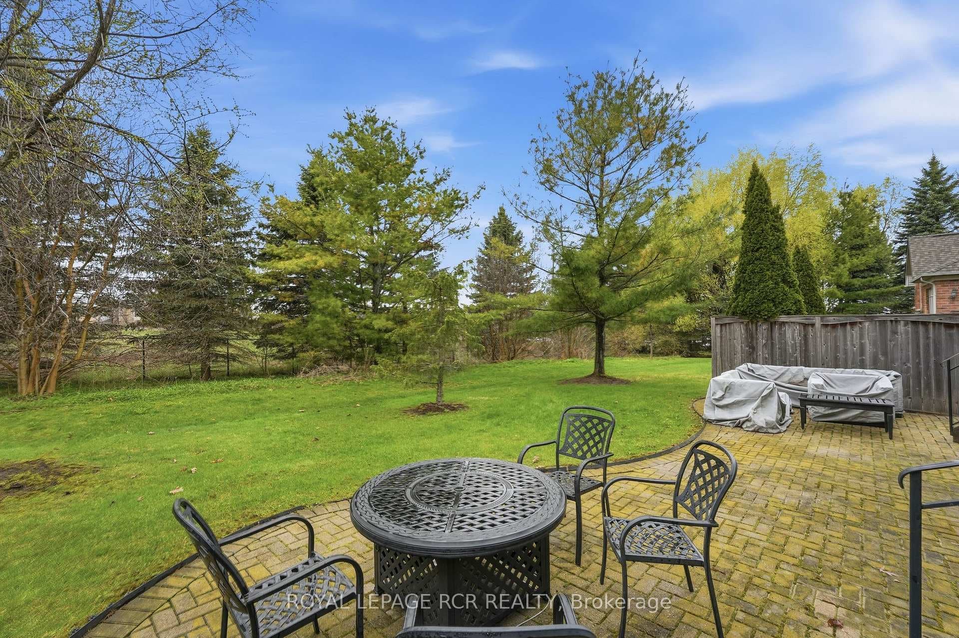 16 Bonnell Crescent Unit 107 photo 37