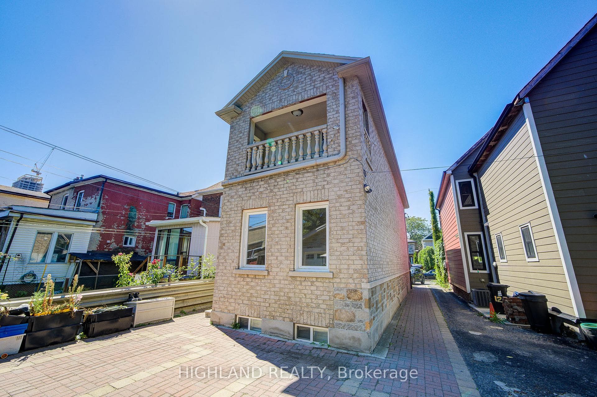 123 Russett Avenue photo 28