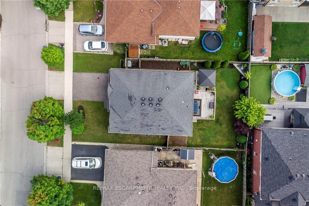 4 FOXMEADOW Drive photo 38