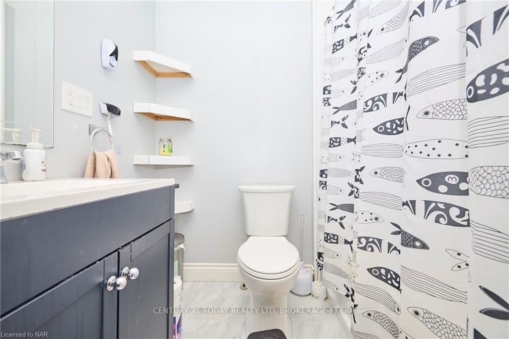 268 PHIPPS Street photo 18