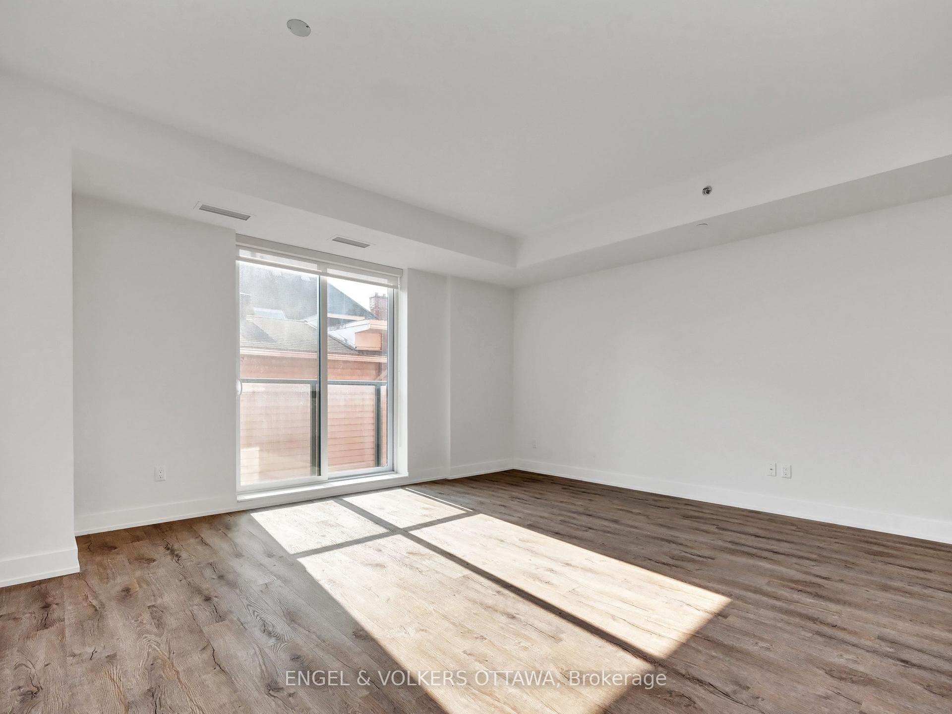 280 Crichton Street Unit 108 photo 9