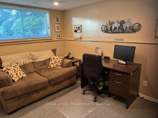 85 Mctaggart Crescent photo 16