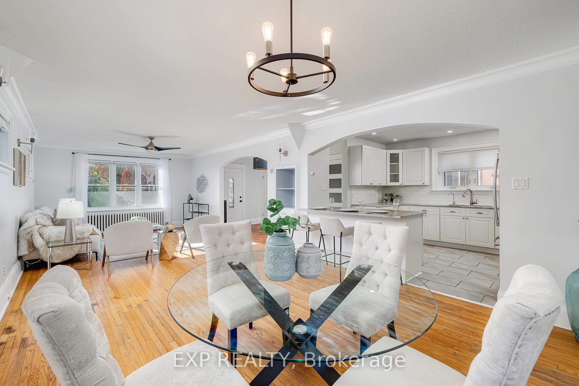 116 Wellington Street photo 6
