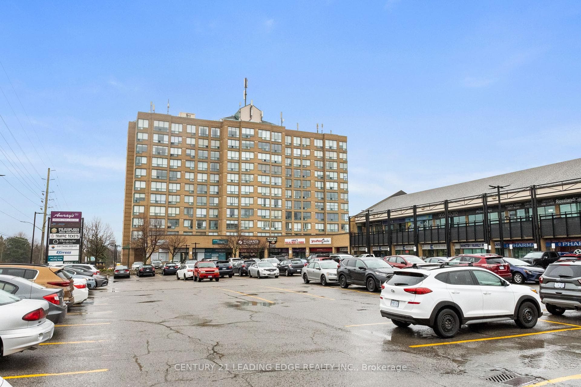 711 Rossland Road Unit 414 photo 25