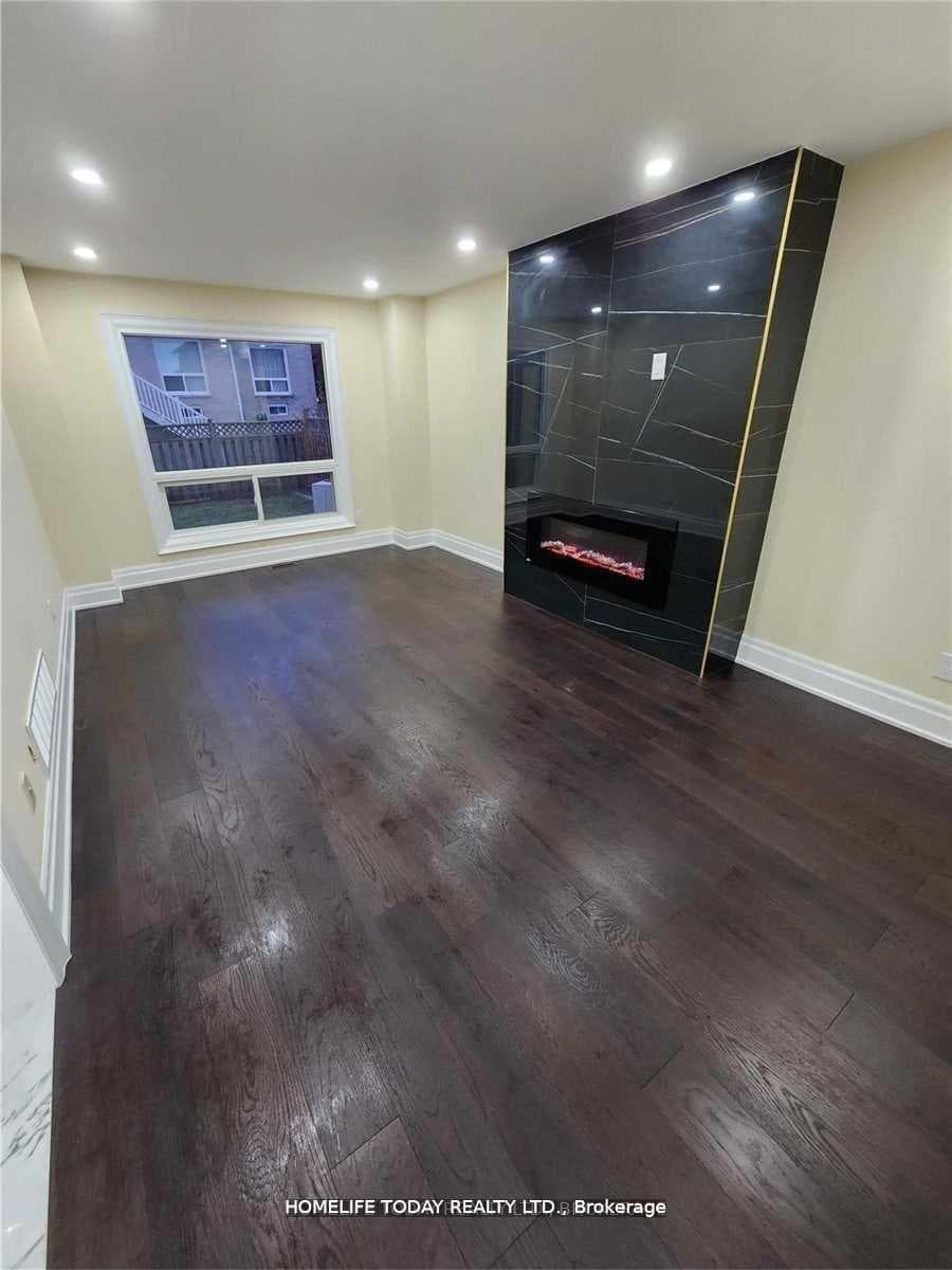 710 Morrish Road photo 13