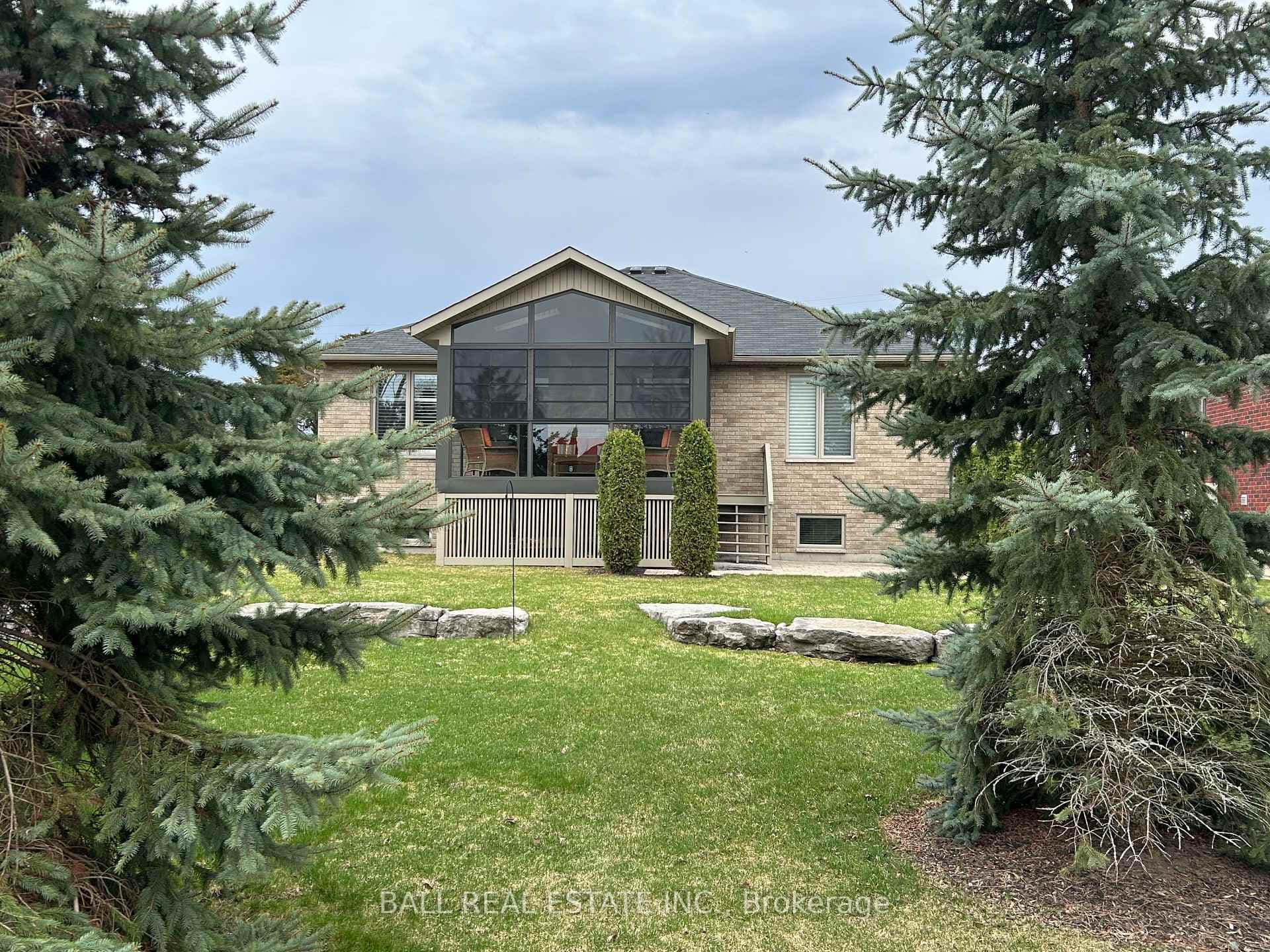 10 Marina Drive photo 31