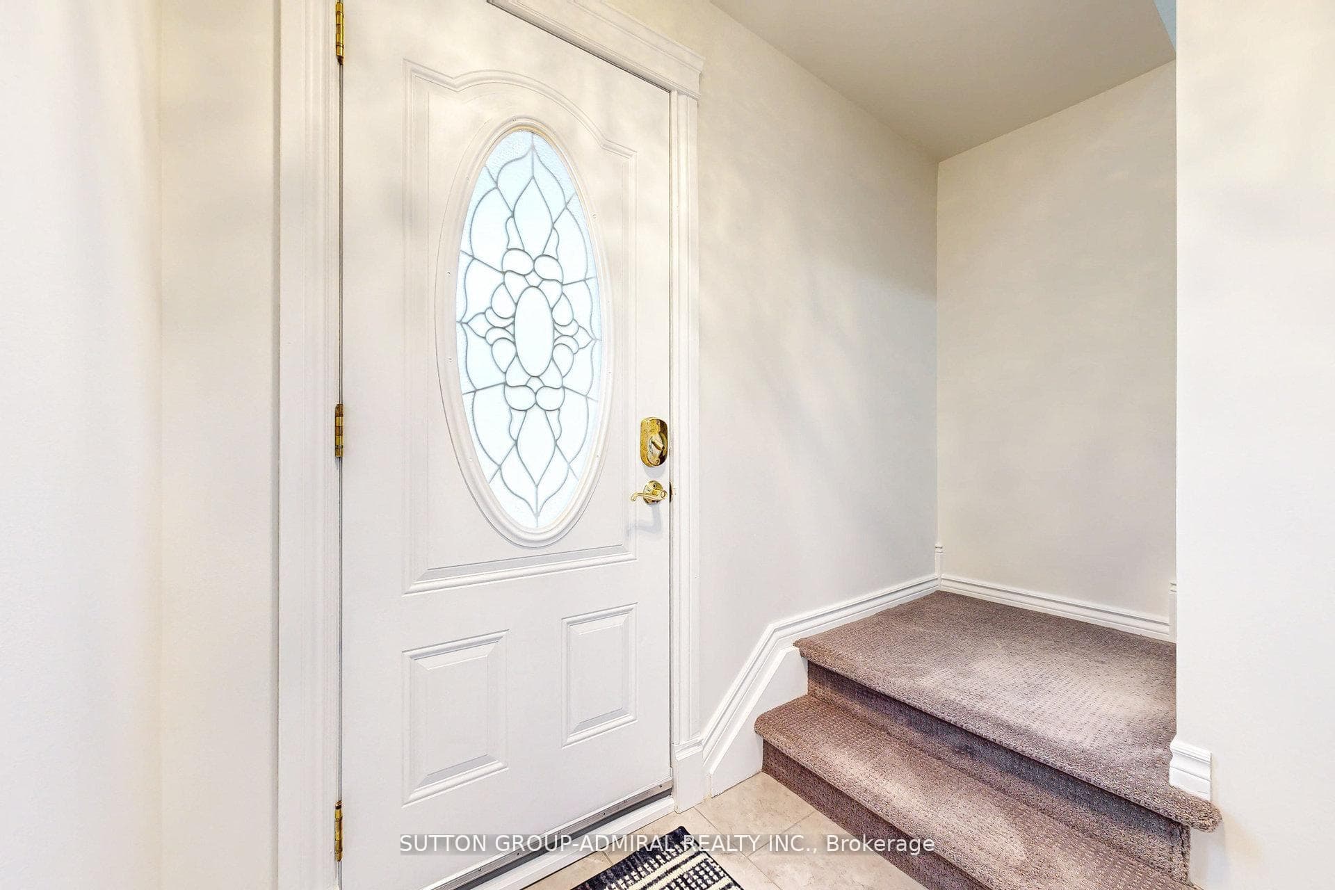 15 Glass Drive photo 6