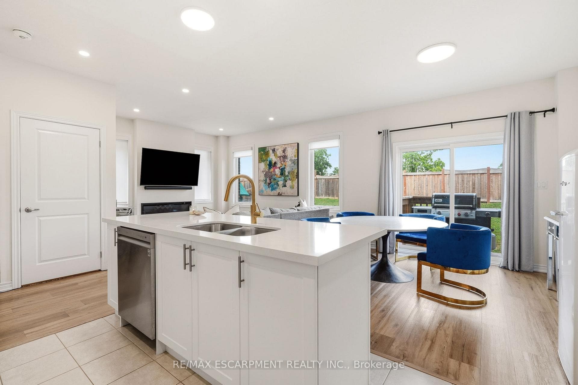 67 PINOT Crescent photo 7
