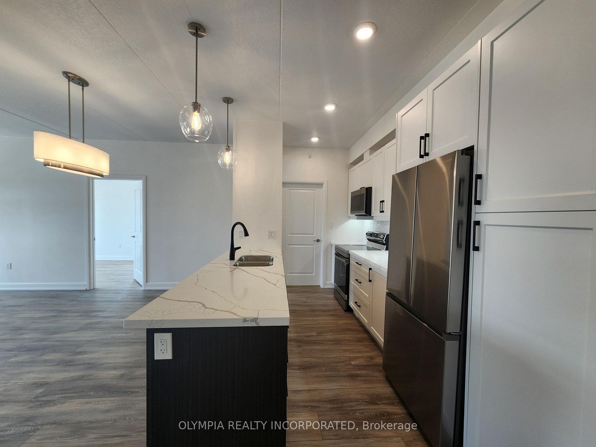 5629 Swayze Drive Unit B109 photo 9