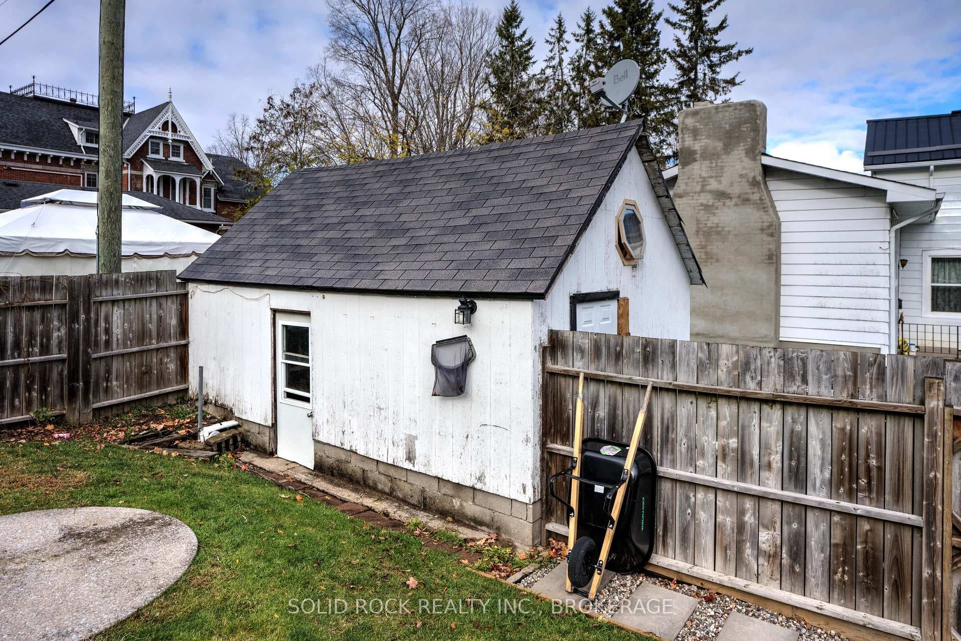 204 King Street photo 33