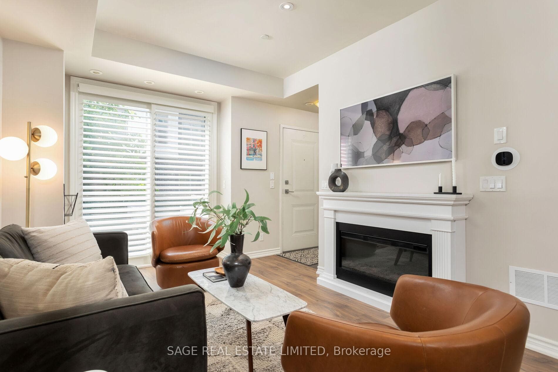 80 Eastwood Park Gardens Unit 5 photo 4