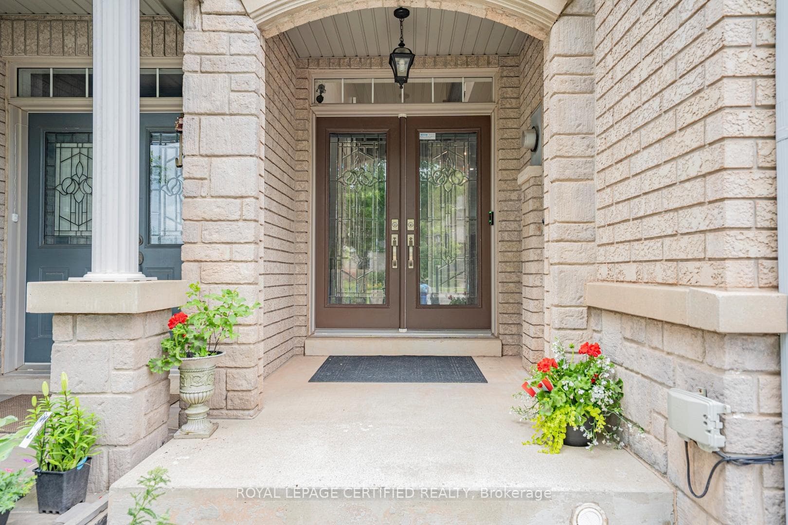 1171 Agram Drive photo 2