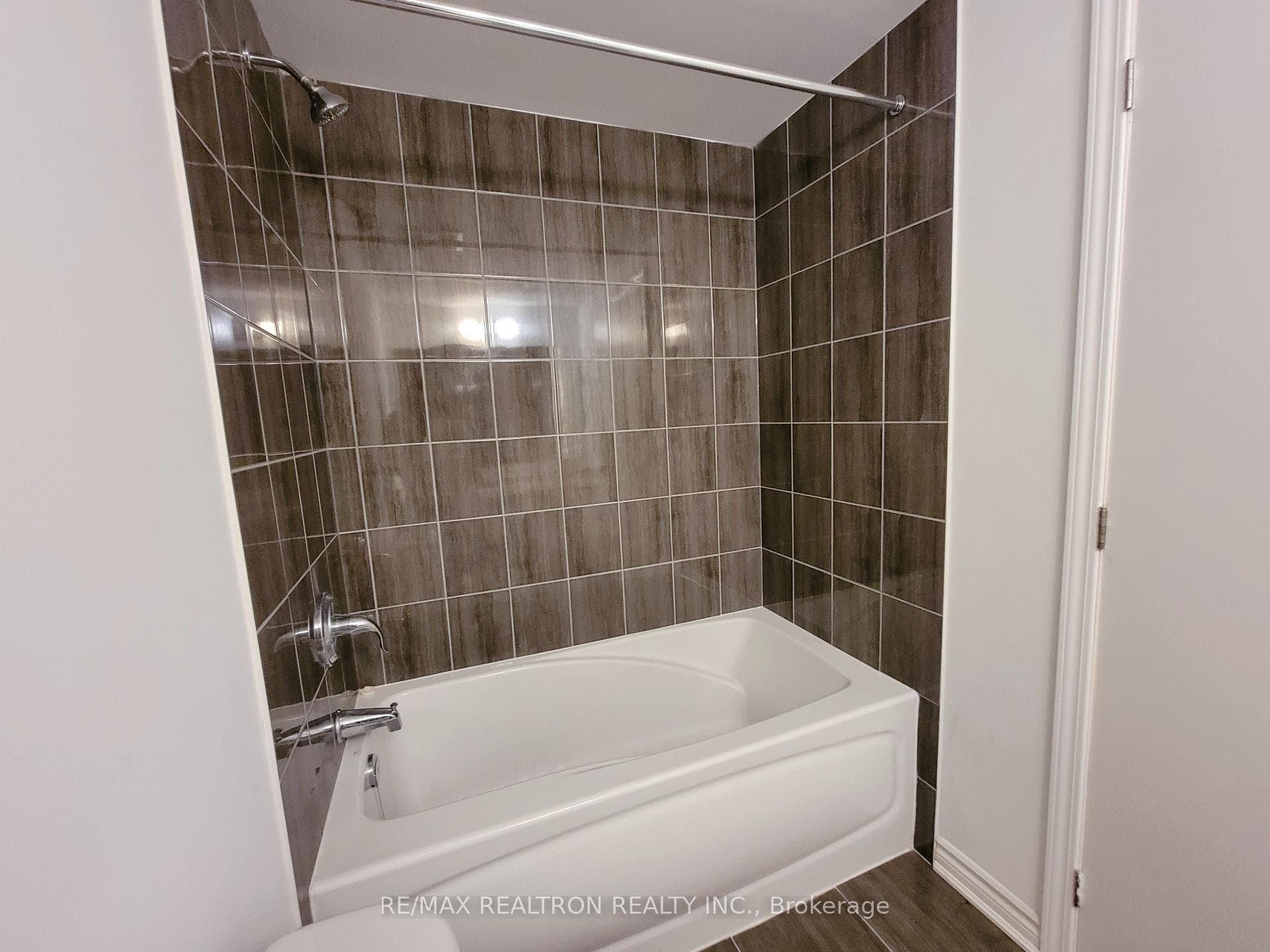 1 Falaise Road Unit 203 photo 8
