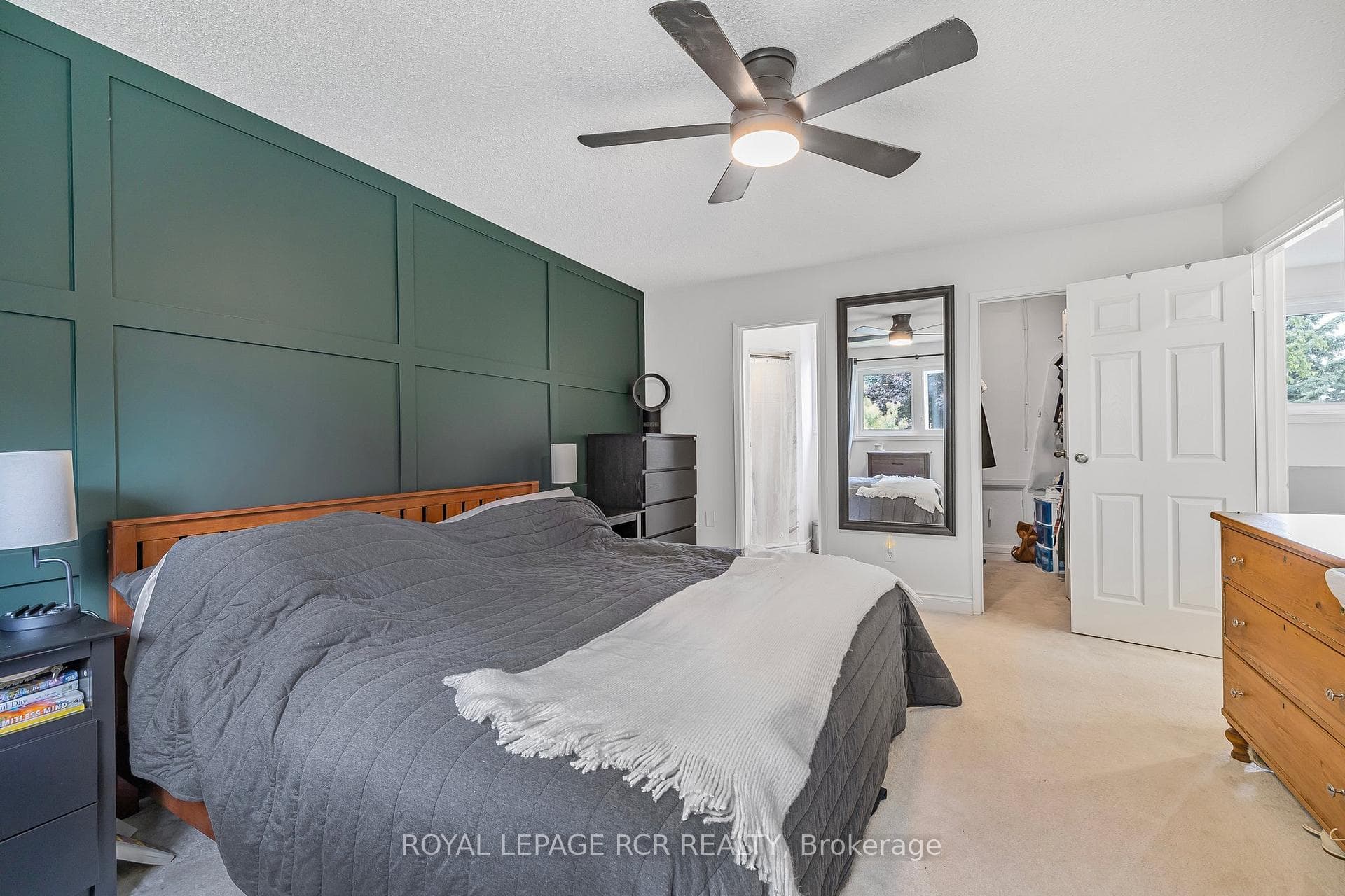 41 Howlett Avenue photo 21