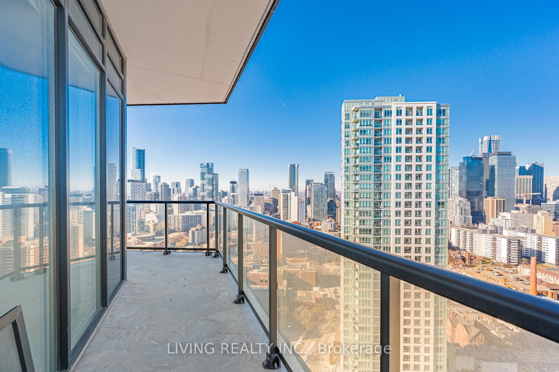 159 Wellesley Street Unit 2509 photo 17