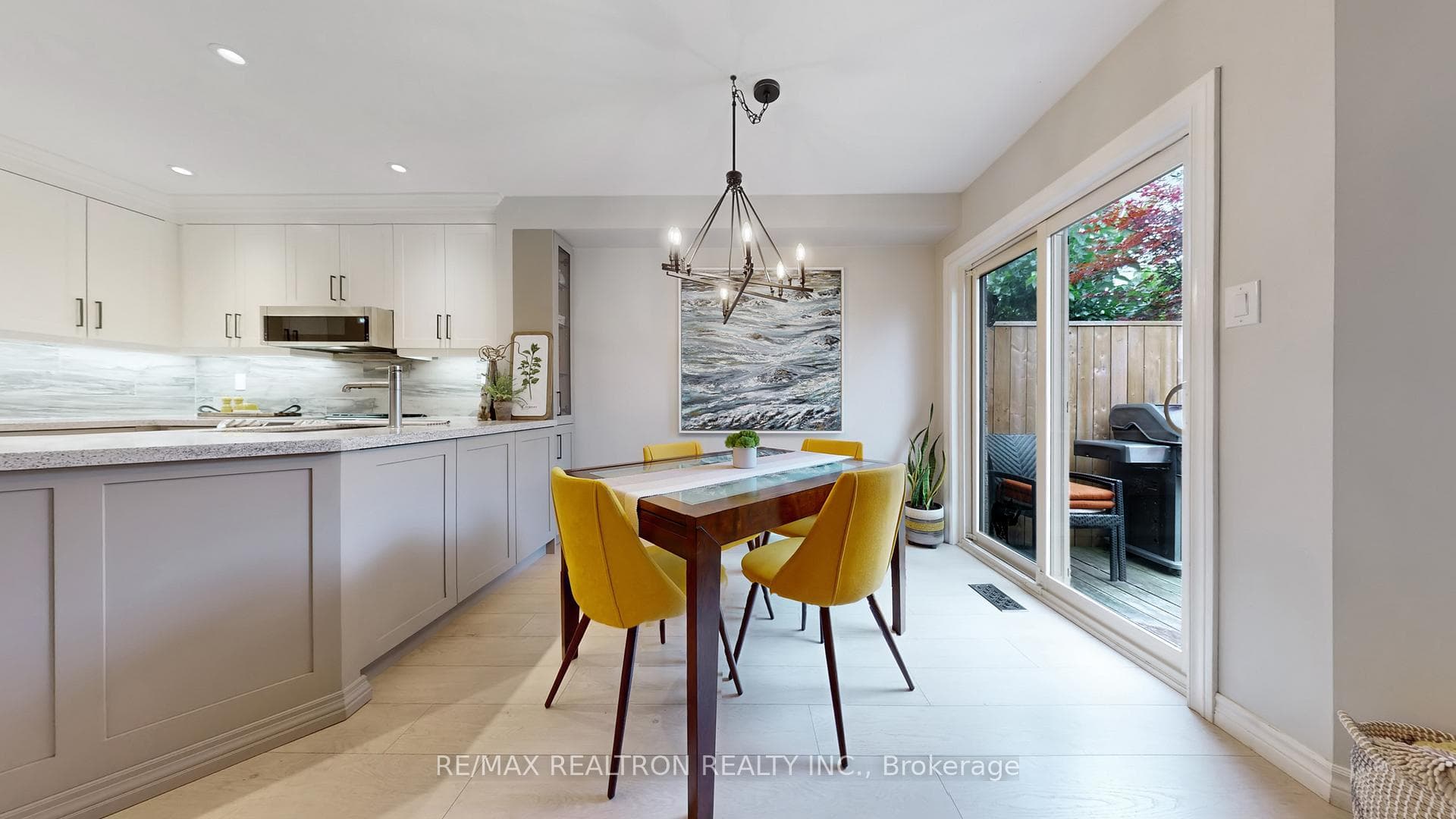 18 Evelyn Buck Lane photo 14