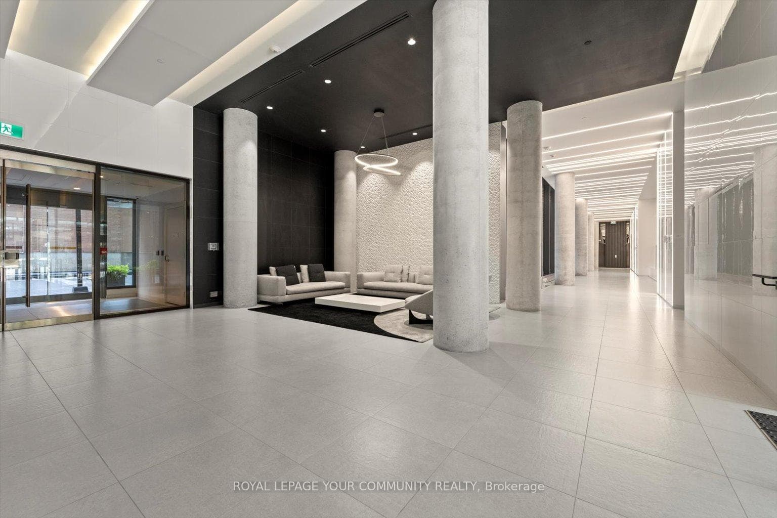 158 Front Street Unit 2012 photo 28
