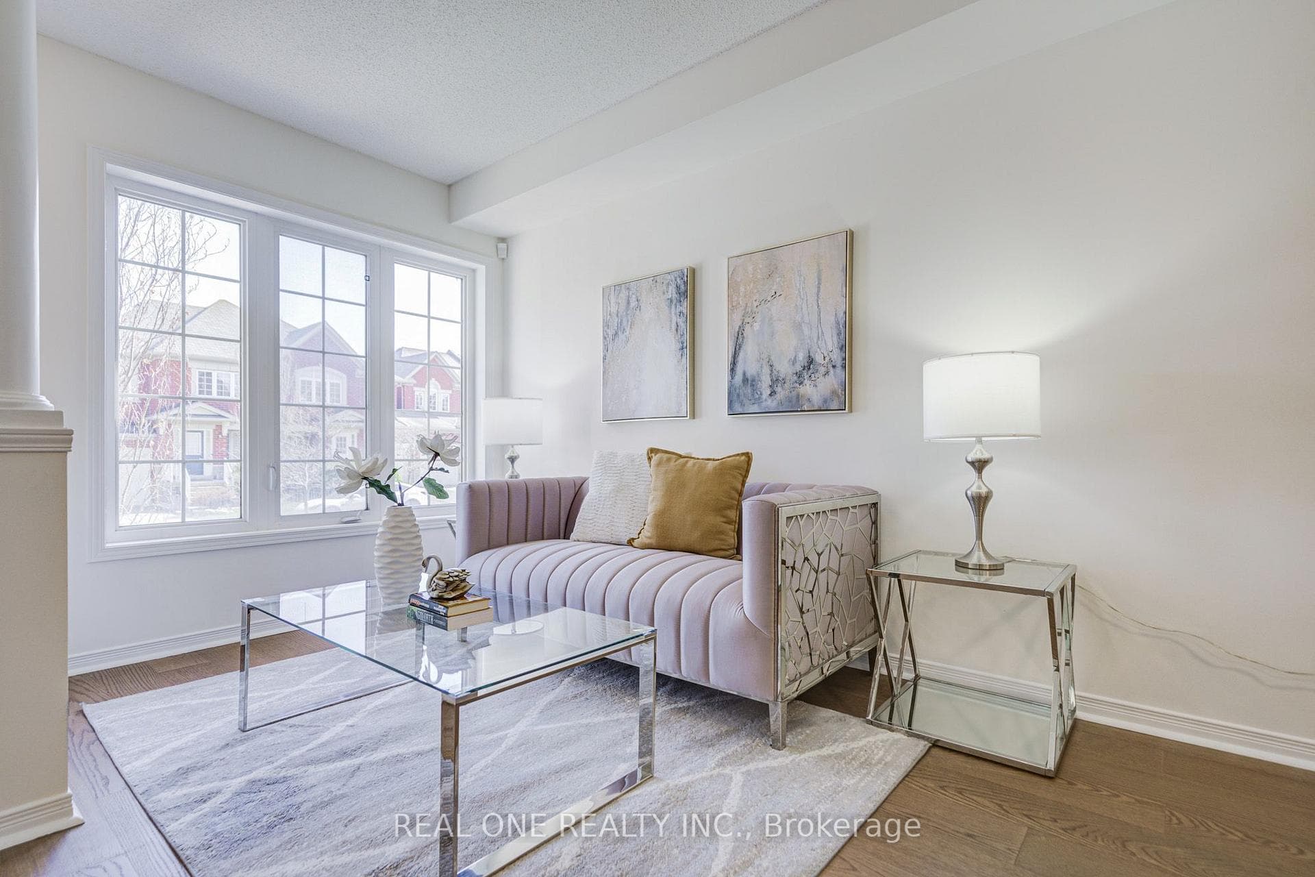 65 Westcliffe Crescent photo 3