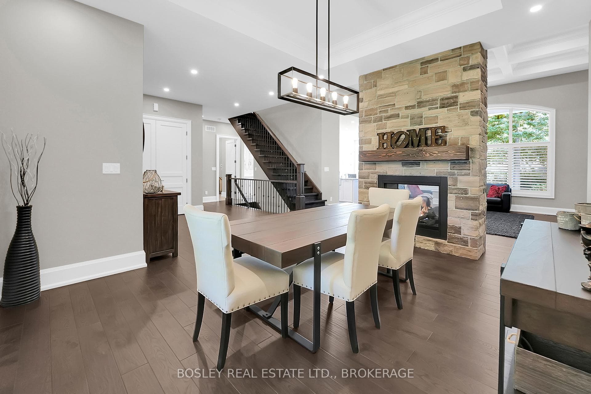 creating a residence that is both elegant and . .