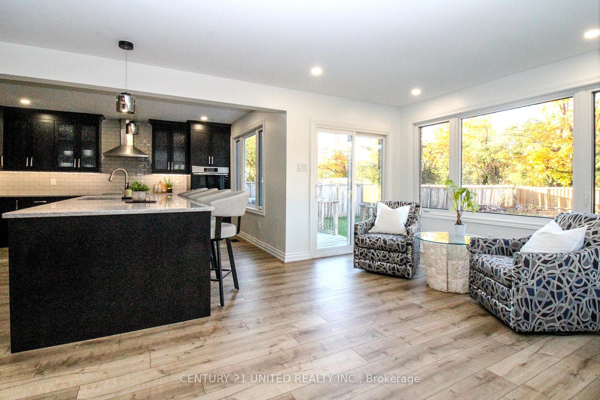 220 Ridgewood Road photo 12