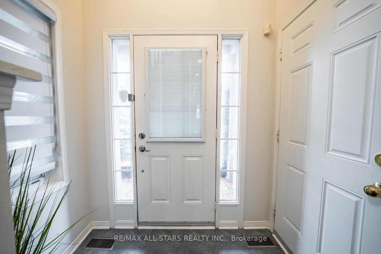 406 Reeves Way Boulevard photo 6