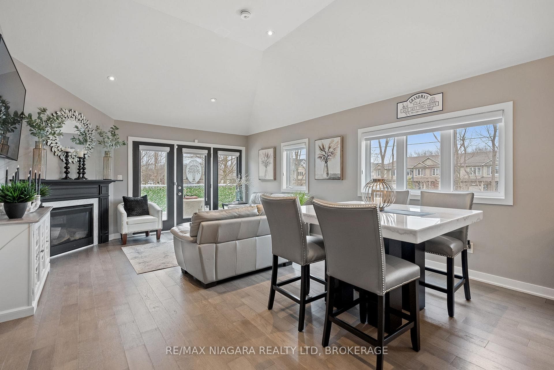 3600 Hibbard Street photo 13