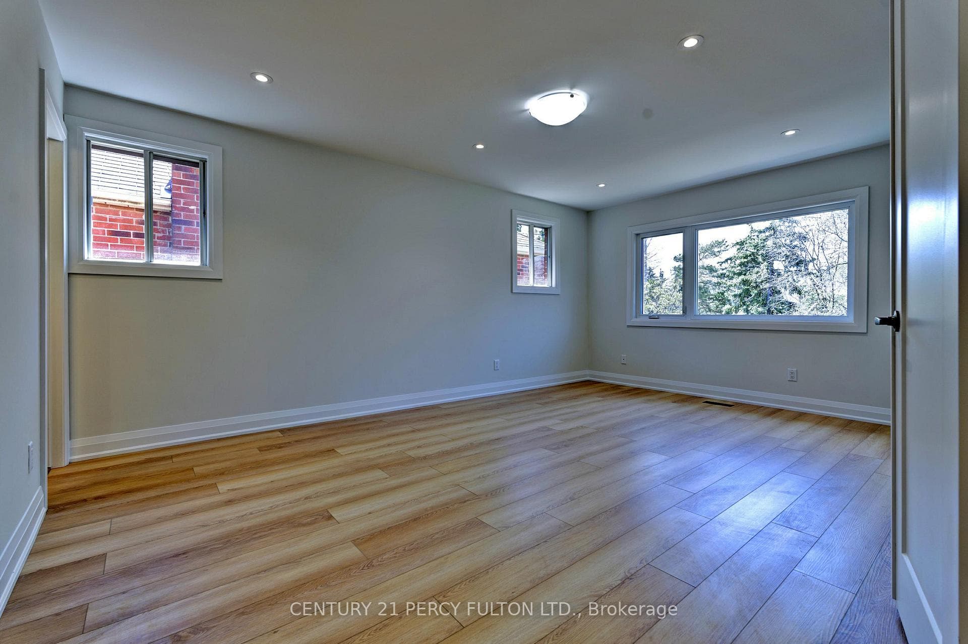 4488 Gullfoot Circle photo 15
