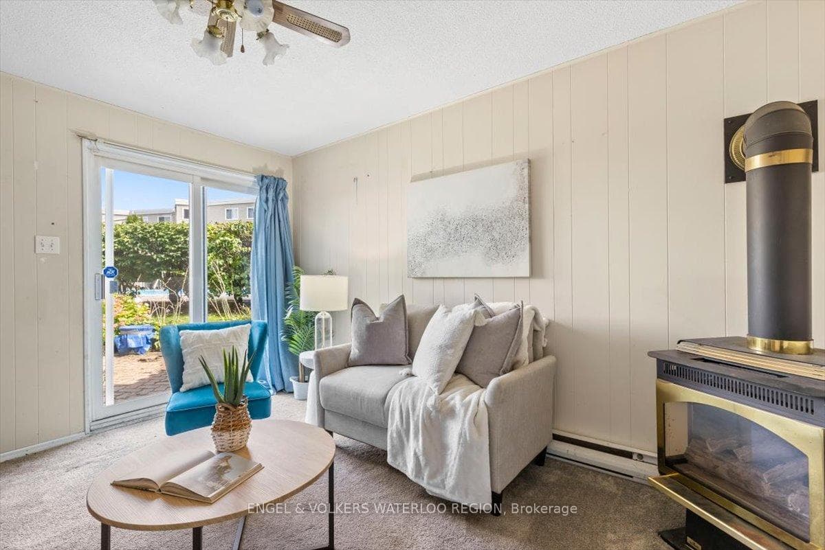 60 Elmsdale Drive Unit 19 photo 28