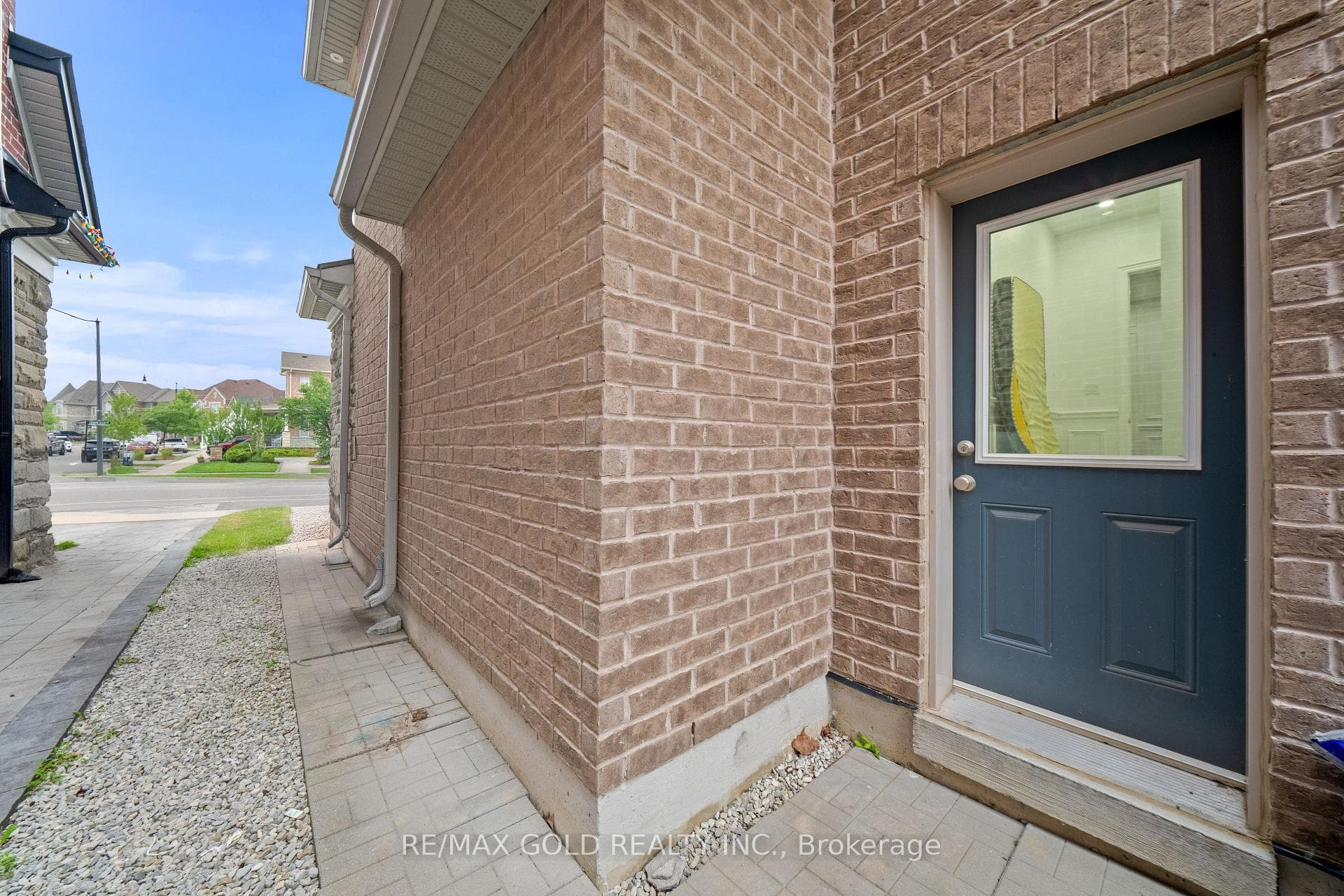 73 Squire Ellis Drive photo 24