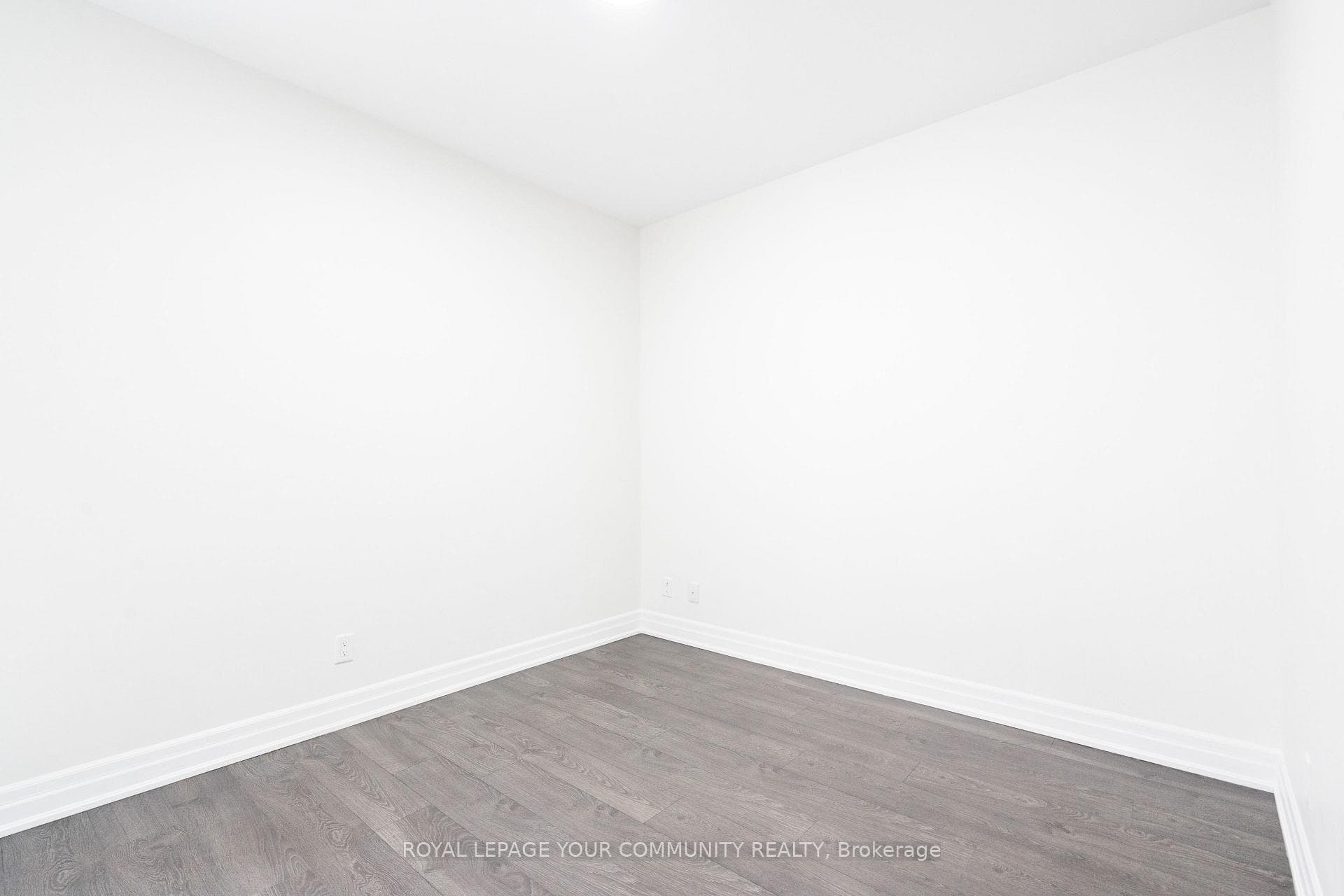 9075 Jane Street Unit 603 photo 20
