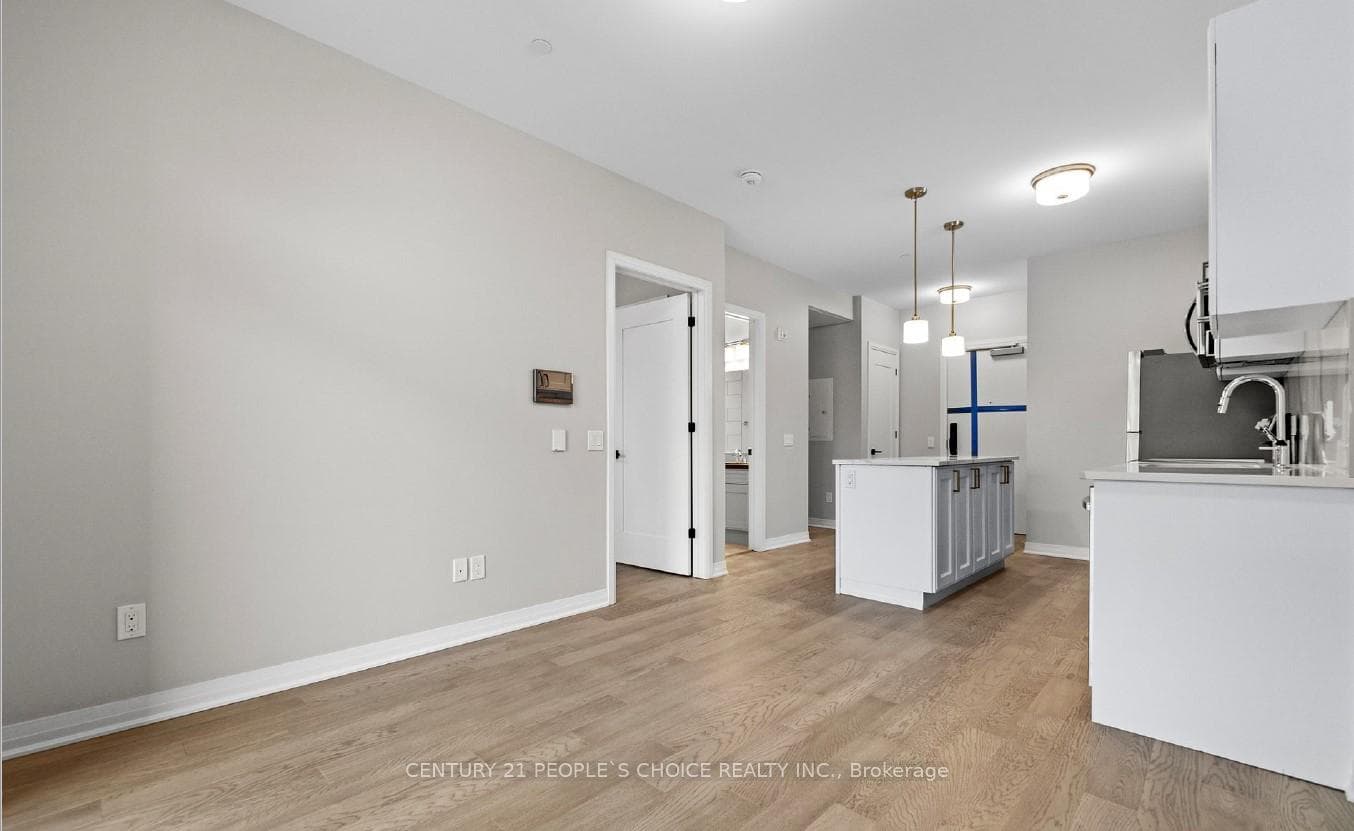 460 Gordon Krantz Avenue Unit 309 photo 10