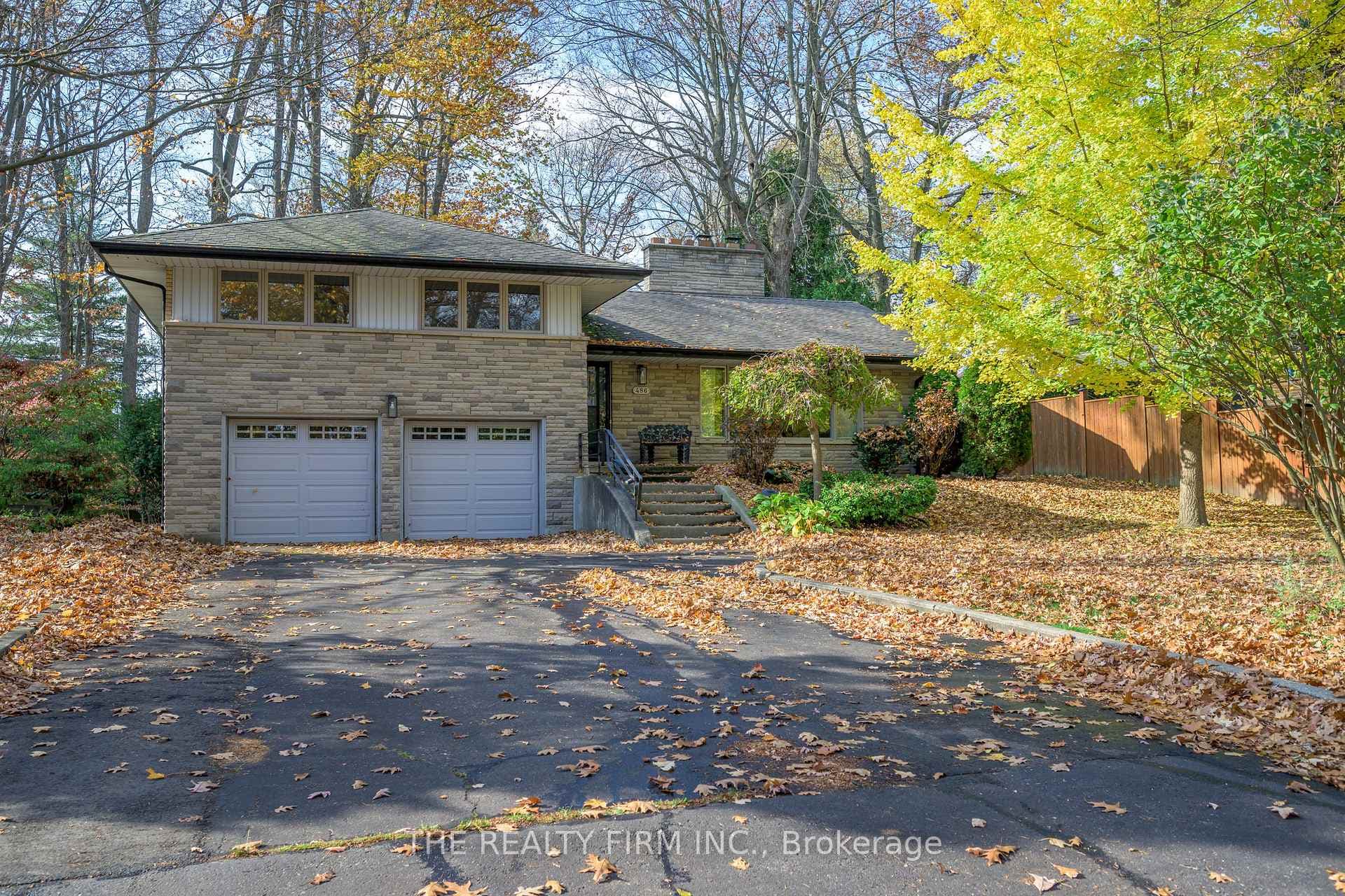 486 Oak Park Drive photo 1