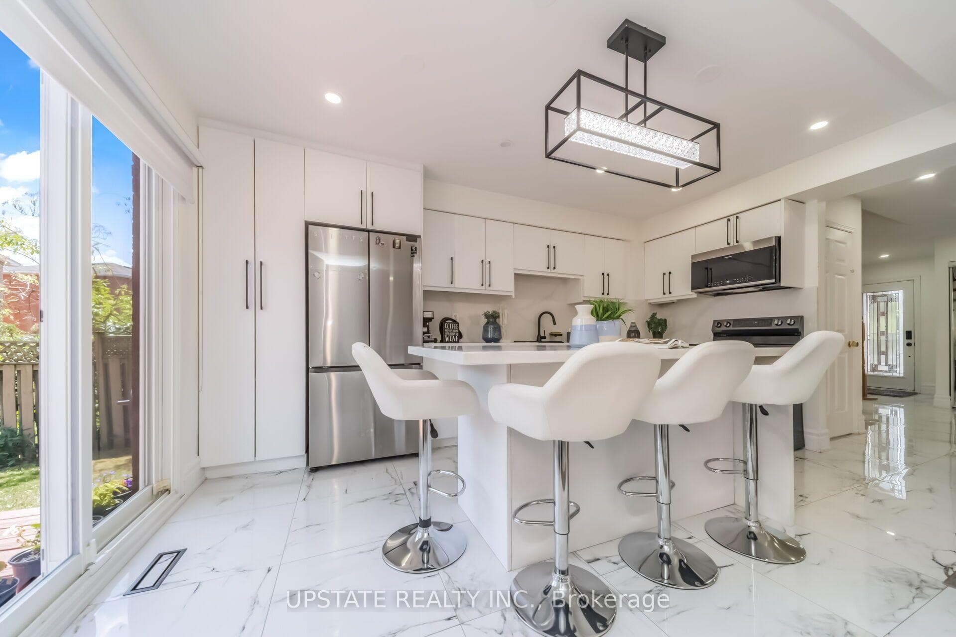 145 Valonia Drive photo 13