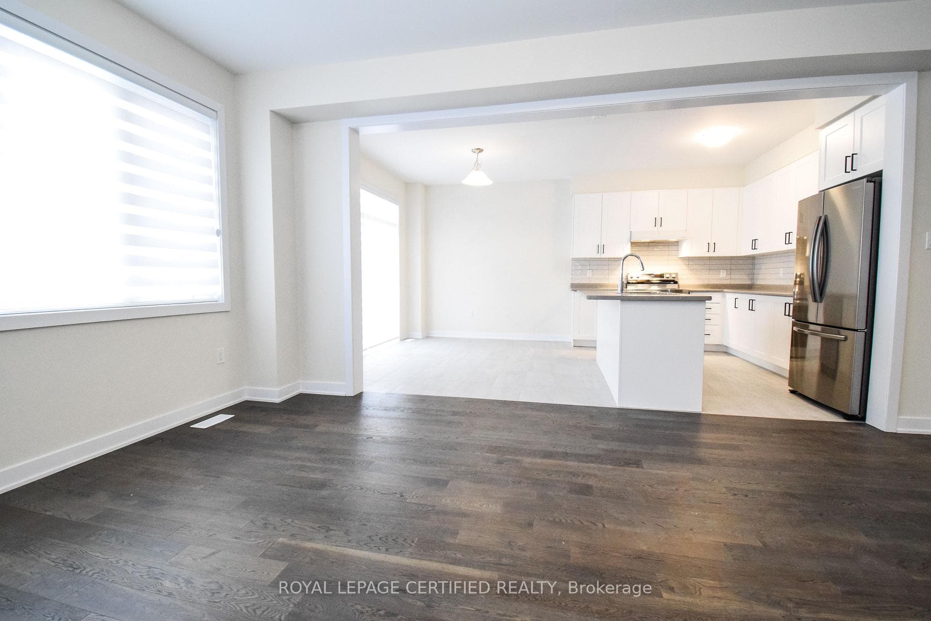 22 stern Drive photo 9