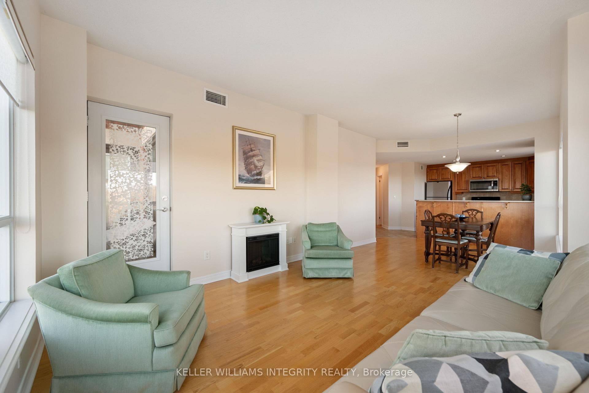 905 Beauparc Private Unit 219 photo 16