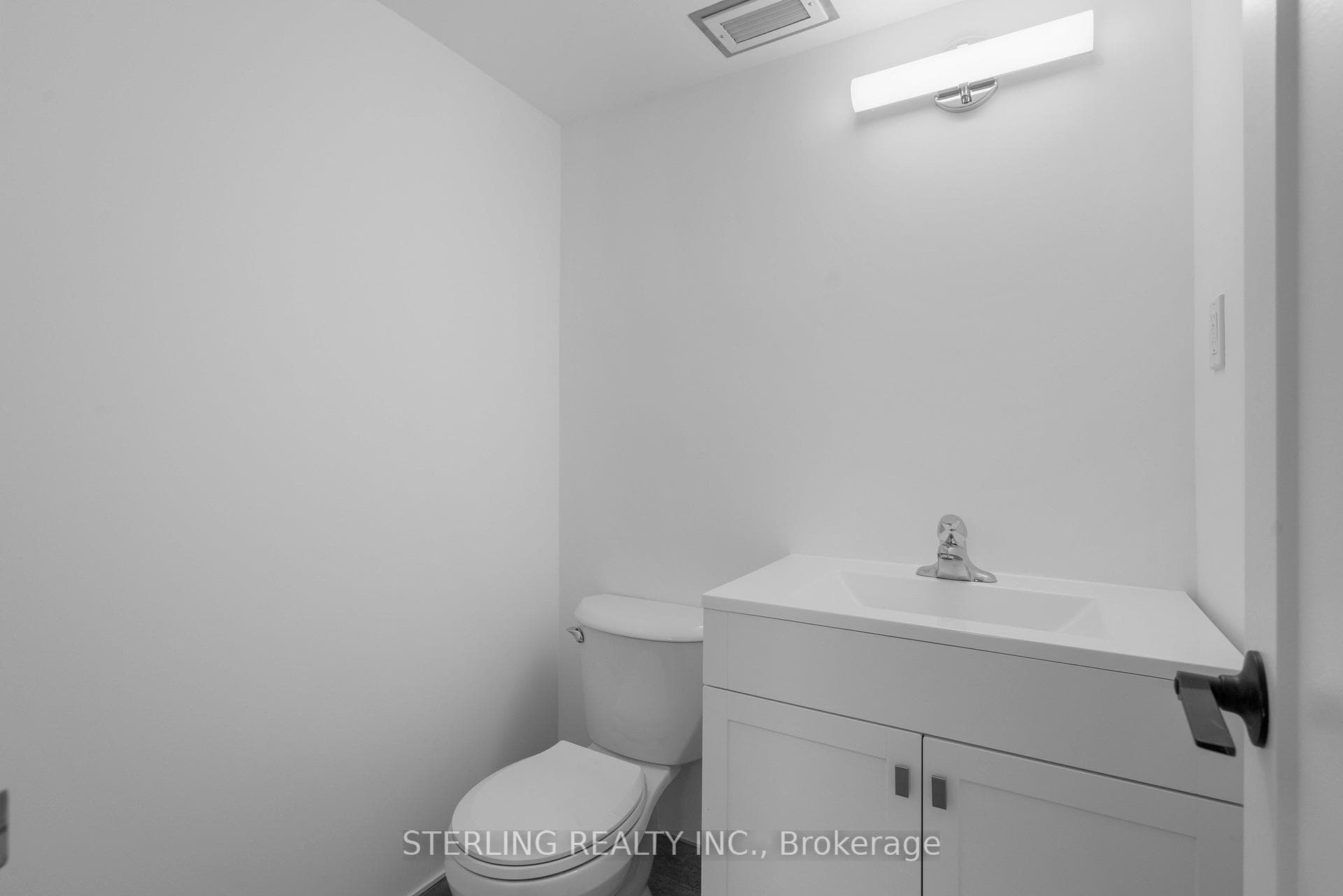 15 La Rose Avenue Unit 508 photo 21