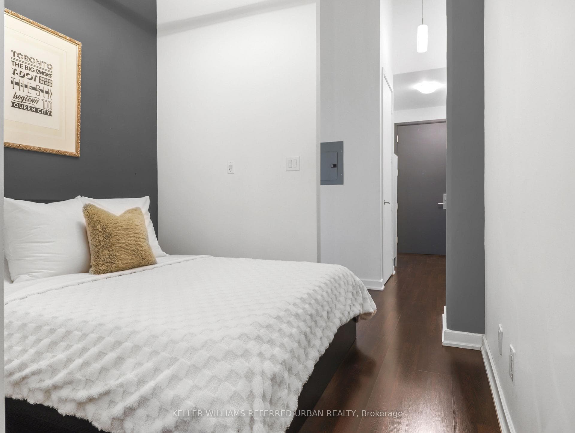 380 Macpherson Avenue Unit 231 photo 10
